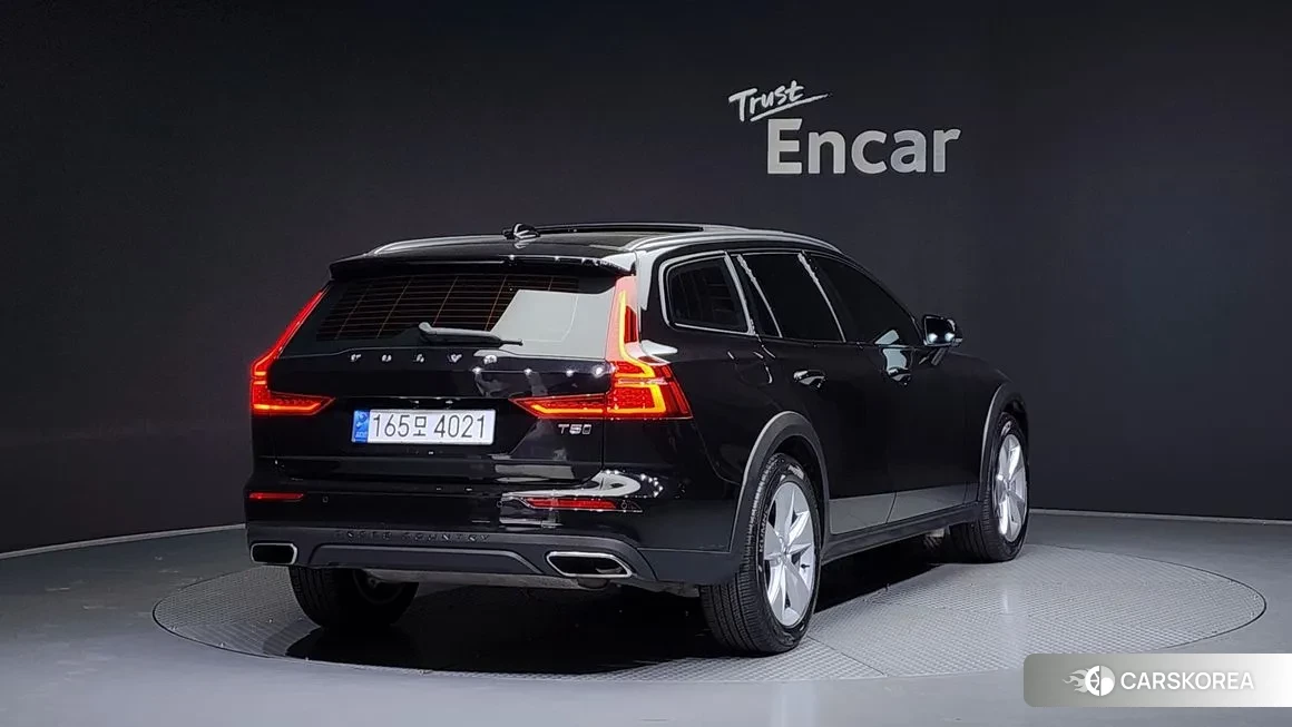 Volvo V60 Cross-Country 2nd Generation id 2137390 из Кореи 12