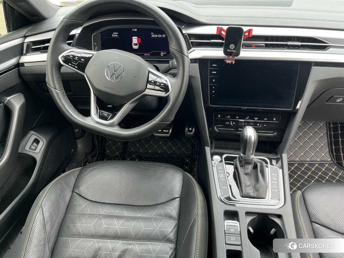 Volkswagen CC 2021 Темно-серый из Китая, фото 3