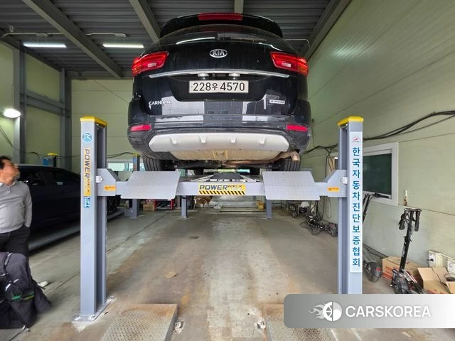 Kia The New Carnival 2019 Черный из Кореи, фото 2