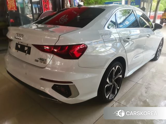 Audi A3 2021 Белый из Китая, фото 2