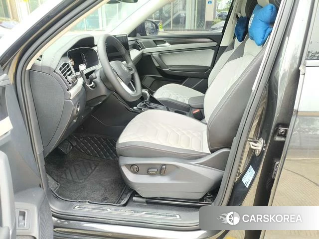 Volkswagen Tanyue 2024 Темно-серый из Китая, фото 2