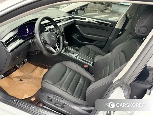 Volkswagen CC 2021 Белый из Китая, фото 2