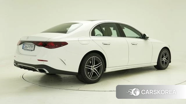 Mercedes-Benz E-Class W214 id 4262642 из Кореи 12