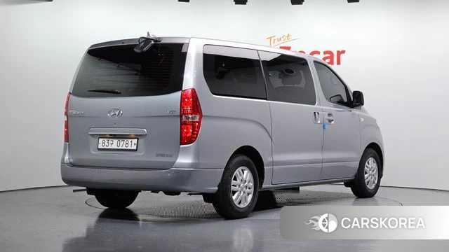 Hyundai The New Grand Starex id 4508575 из Кореи 12