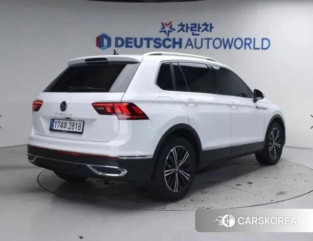 Volkswagen Tiguan second Generation 2022 Белый из Кореи, фото 2