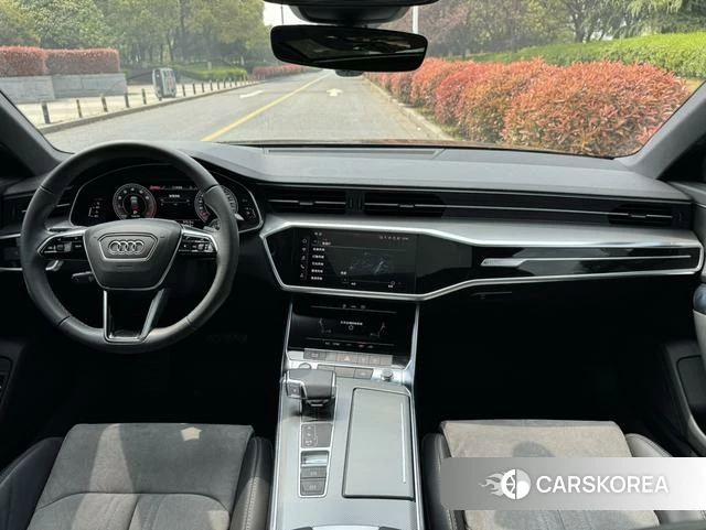 Audi A6L id 4265145 из Китая 7