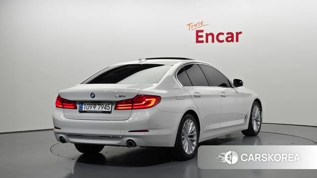 BMW 5 Series (G30) id 3885424 из Кореи 12