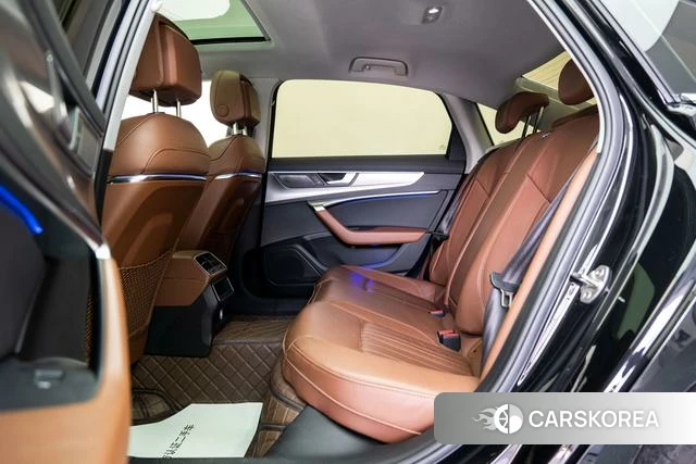 Audi A6L id 4291088 из Китая 12