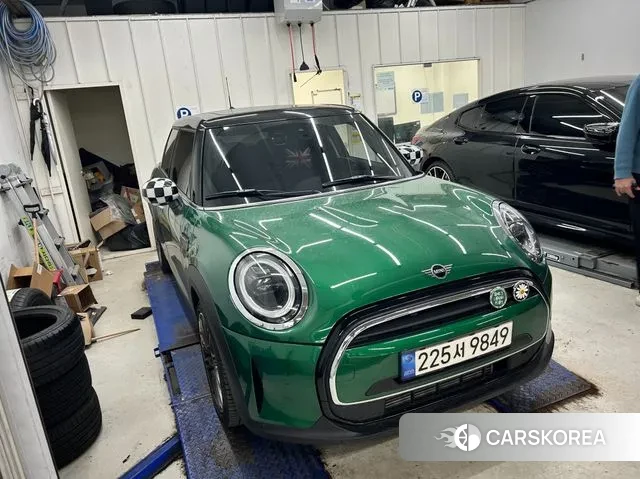 Mini Cooper 2022 Темно-зеленый из Кореи, фото 2