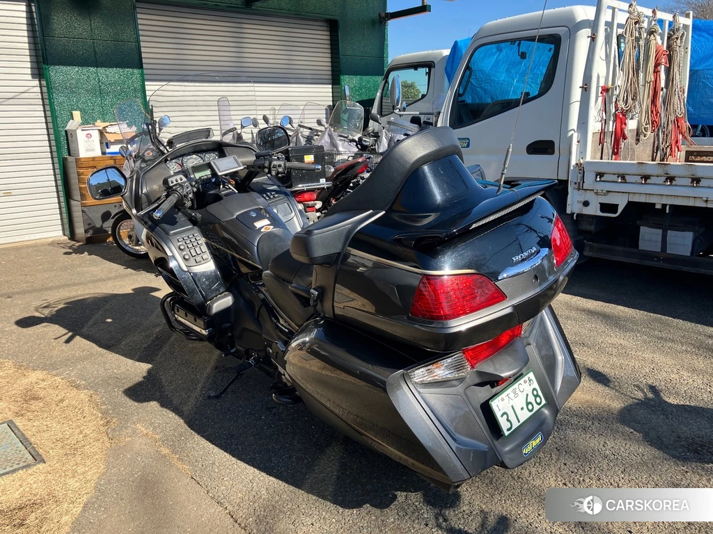 Проданный Honda GL1800 2017 из Японии, фото 2
