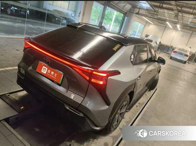 Toyota FAW bZ4X 2023 Темно-серый из Китая, фото 2