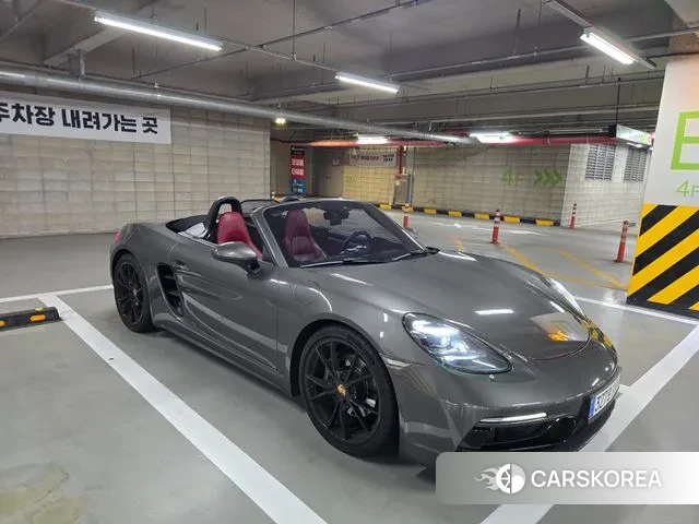 Porsche 718 Boxster 2018 Серый из Кореи, фото 5