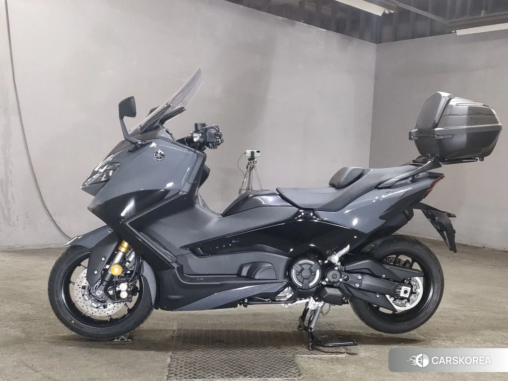 Проданный Yamaha T-MAX 560 2022 из Японии, фото 2