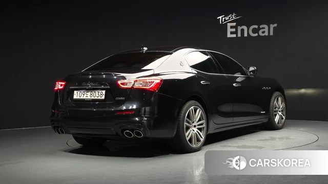 Maserati Ghibli id 4652318 из Кореи 12