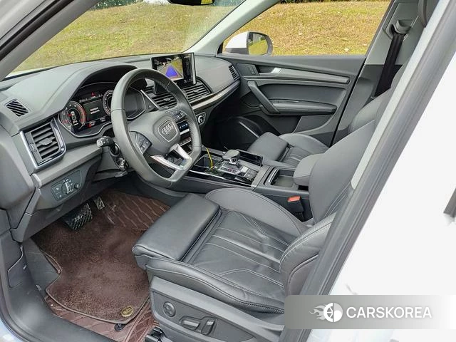 Audi Q5L 2022 Белый из Китая, фото 3