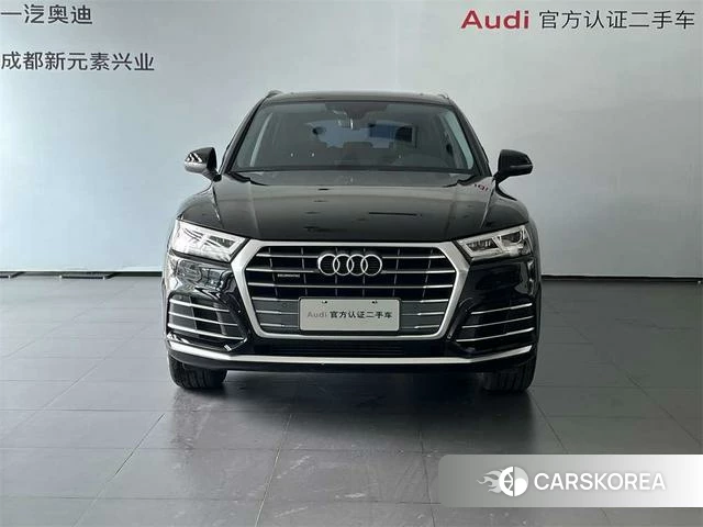 Audi Q5L 2020 Черный из Китая, фото 6