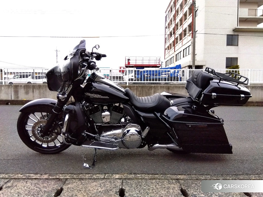 Проданный Harley-Davidson Street Glide FLHX1580 2014 из Японии