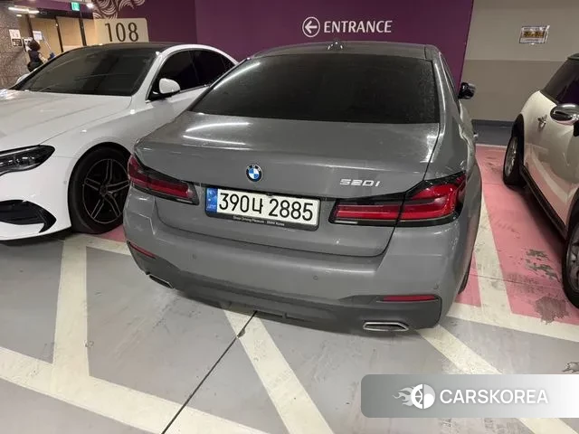 BMW 5 Series (G30) 2020 Серый из Кореи, фото 2