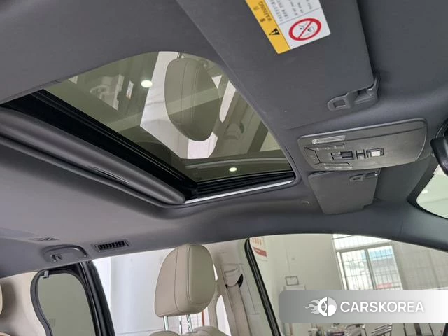 Toyota Saina id 4314770 из Китая 12