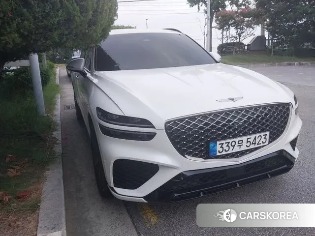 Genesis GV70 2023 Белый из Кореи, фото 2