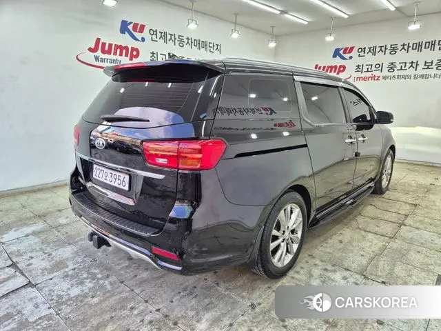 Kia The New Carnival id 3736883 из Кореи 12