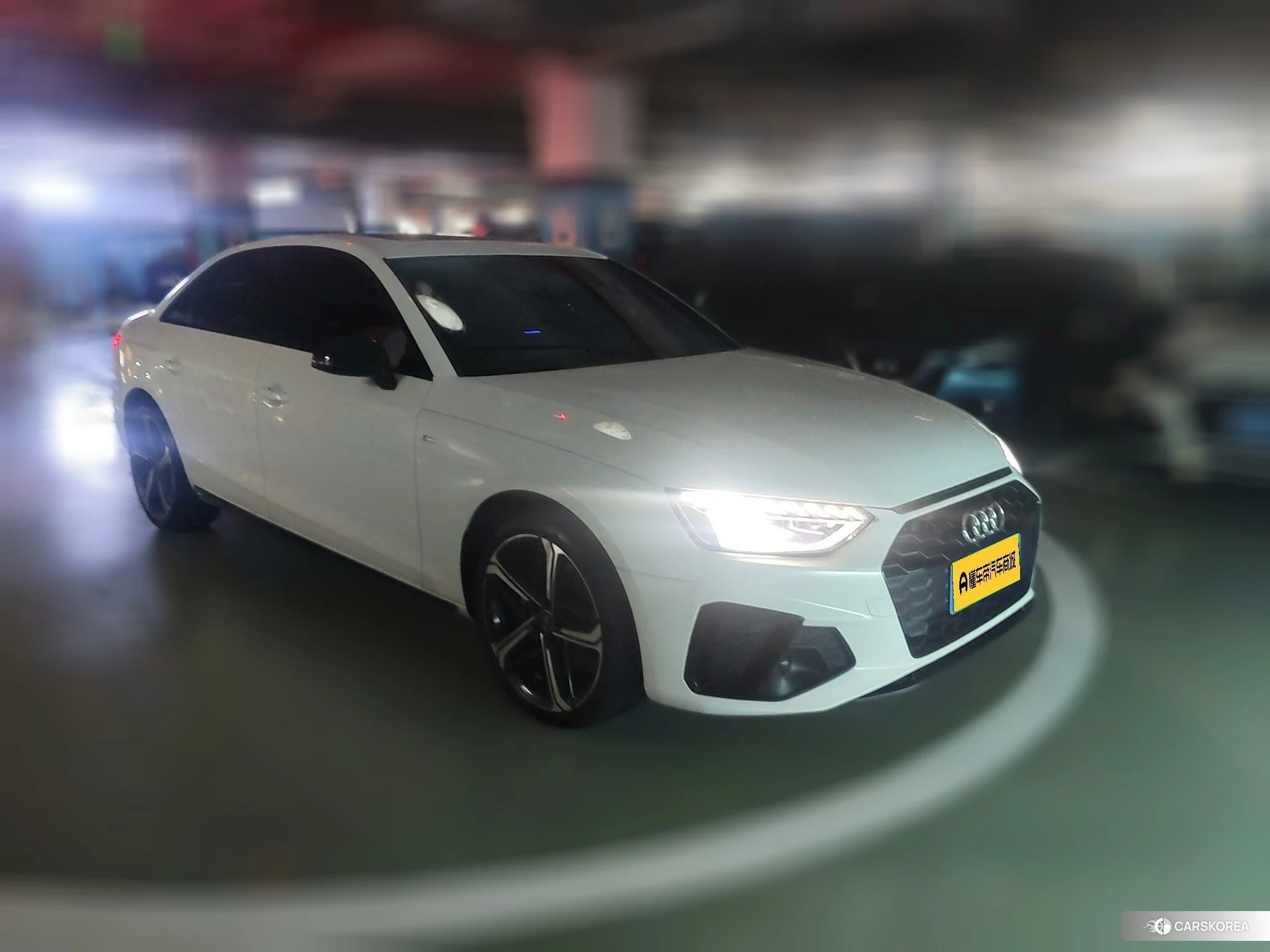 Audi A4L id 4486405 из Китая 12