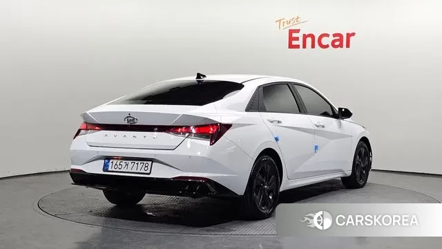 Hyundai Avante Hybrid (CN7) id 3758958 из Кореи 12