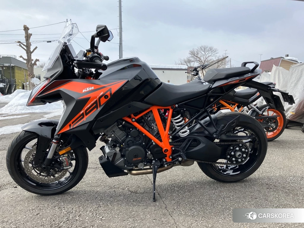 Проданный KTM 1290 SUPER DUKE GT 2020 из Японии, фото 2