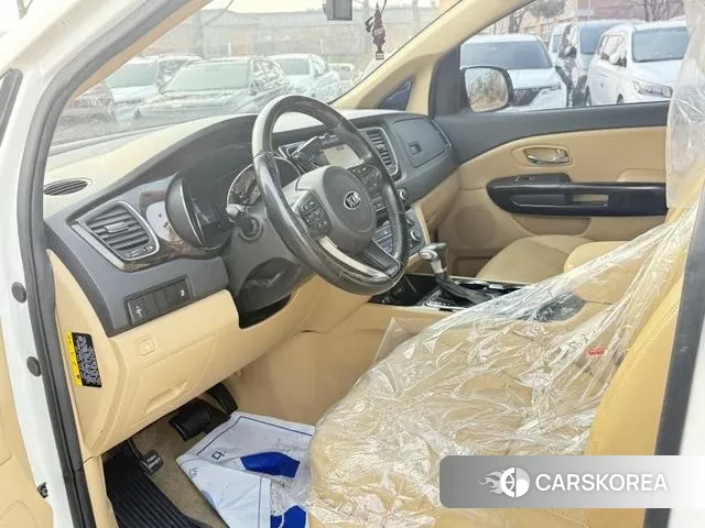 Kia The New Carnival id 3608136 из Кореи 11