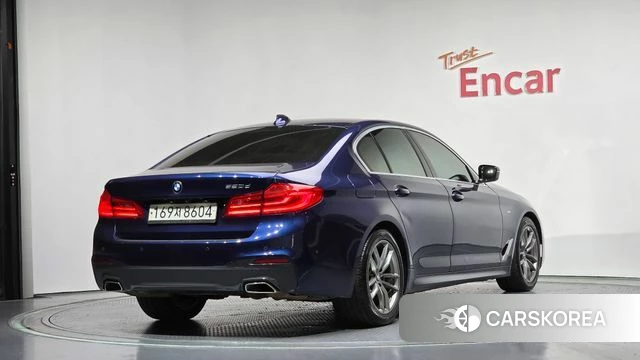 BMW 5 Series (G30) id 4339176 из Кореи 12
