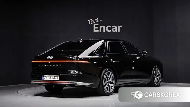 Hyundai Grandeur (GN7) id 3321789 из Кореи 12