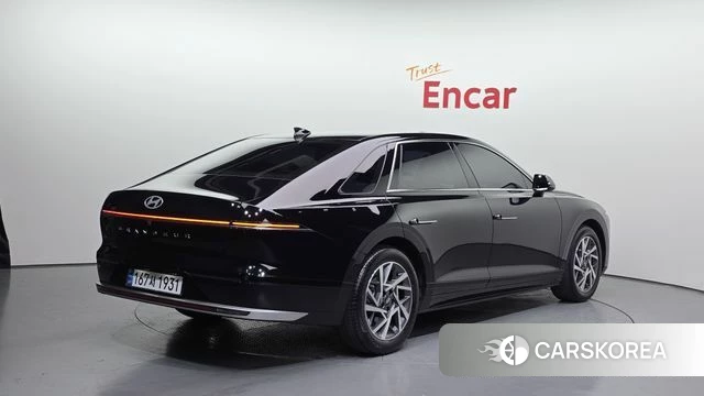 Hyundai Grandeur (GN7) id 3786305 из Кореи 12