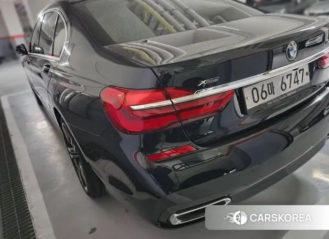 BMW 7 Series (G11) 2019 Черный из Кореи, фото 2