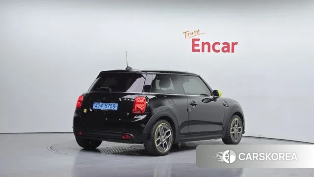 Mini Cooper Electric id 3181061 из Кореи 12