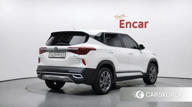 Kia Seltos id 4535993 из Кореи 12