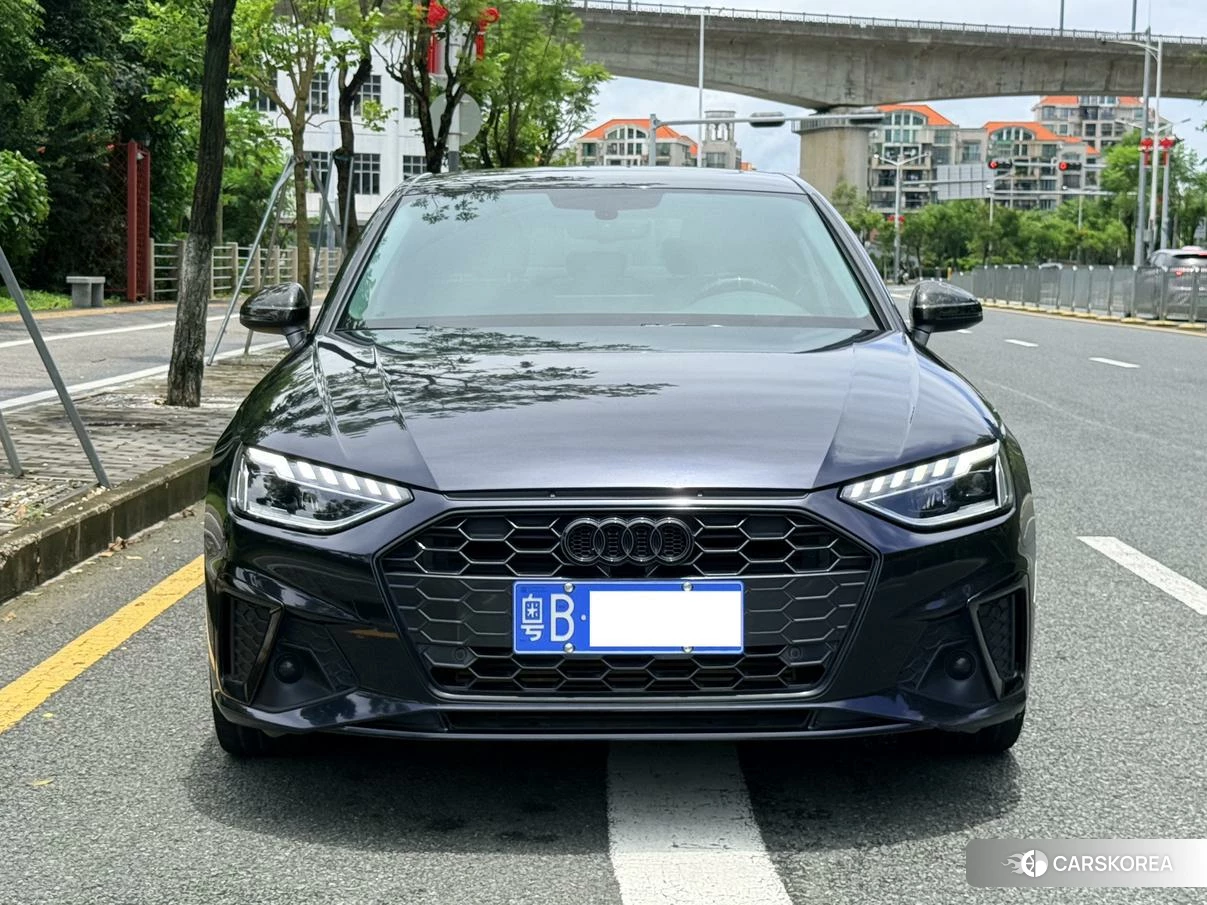 Audi A4L 2020 Черный из Китая, фото 2
