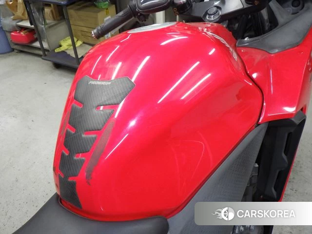 Проданный Honda CBR400R id 3997831 из Японии, фото 12