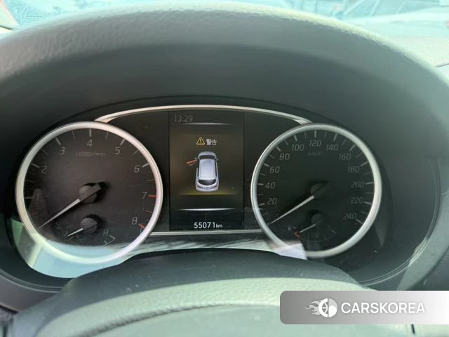Nissan TIIDA 2021 Красный из Китая, фото 6