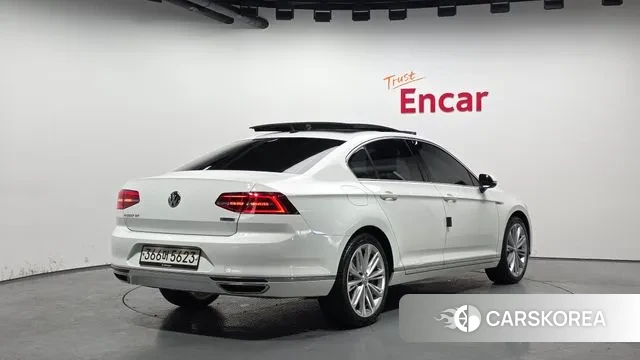 Volkswagen Passat GT (B8) id 3728689 из Кореи 12