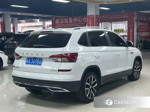 Skoda Komick 2023 Белый из Китая, фото 3