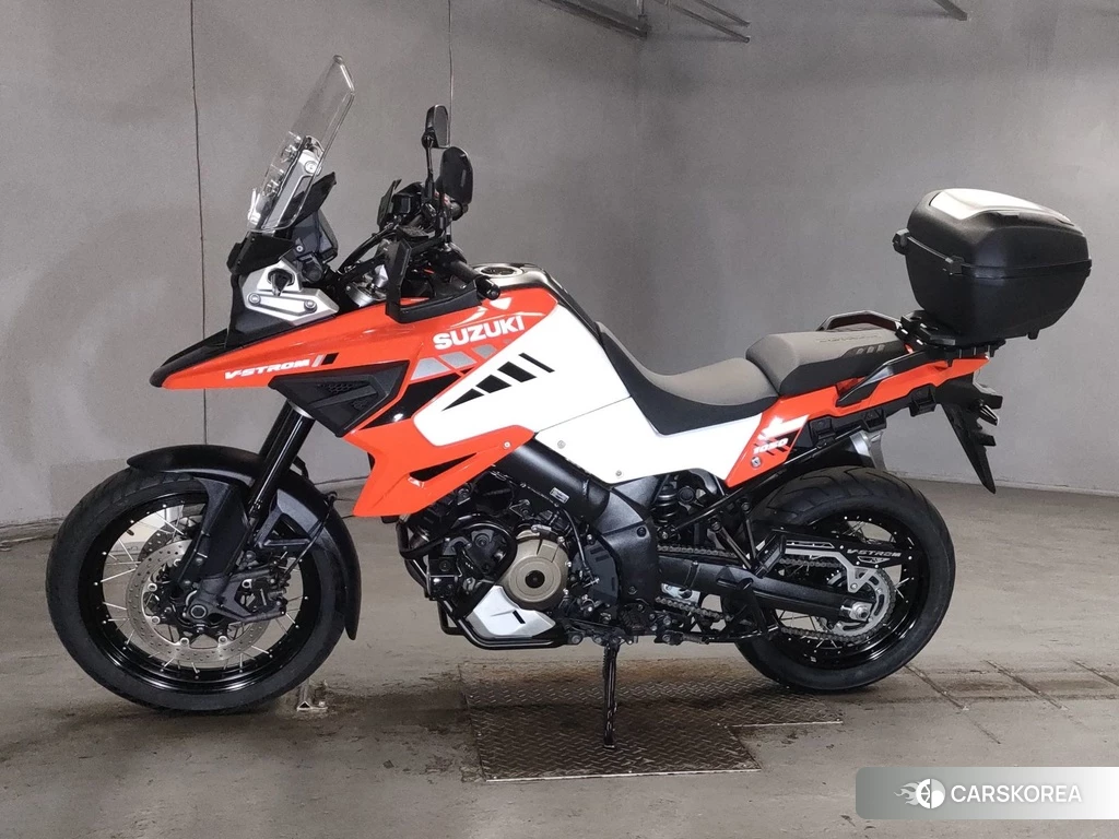 Проданный Suzuki V-STROM 1050XT 2020 из Японии, фото 2