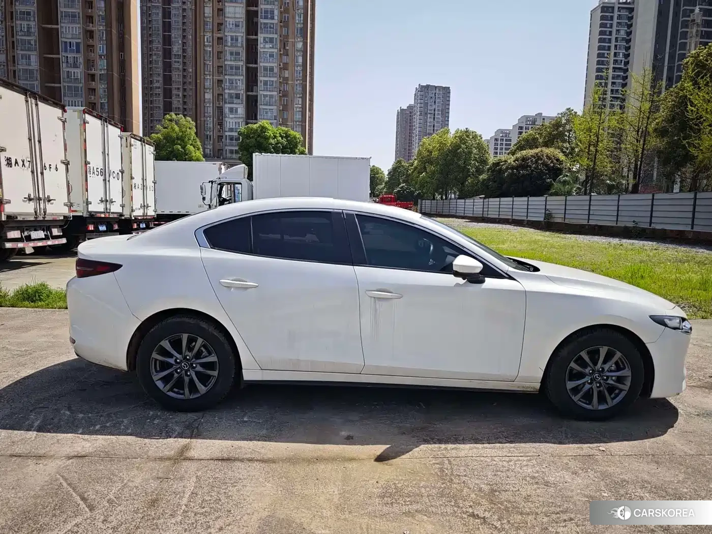 Mazda 3 2021 Белый из Китая, фото 2