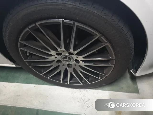 Mercedes-Benz C-Class W206 2024 Белый из Кореи, фото 4