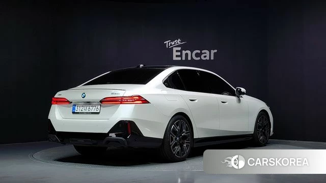 BMW 5 Series (G60) id 4532950 из Кореи 12