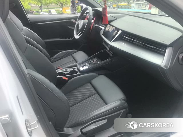 Audi A3 2021 Белый из Китая, фото 3