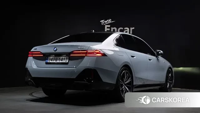 BMW 5 Series (G60) id 3689378 из Кореи 12