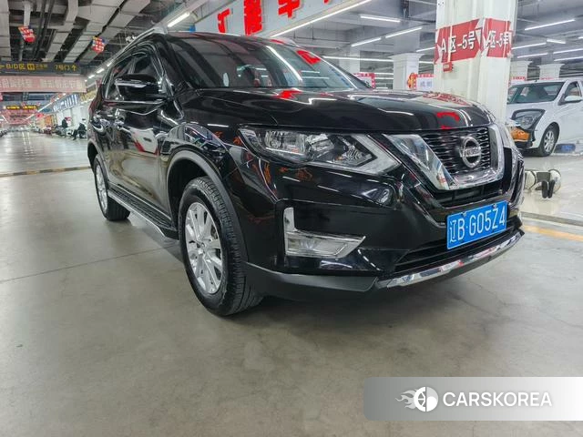 Nissan Qijun 2021 Черный из Китая, фото 2