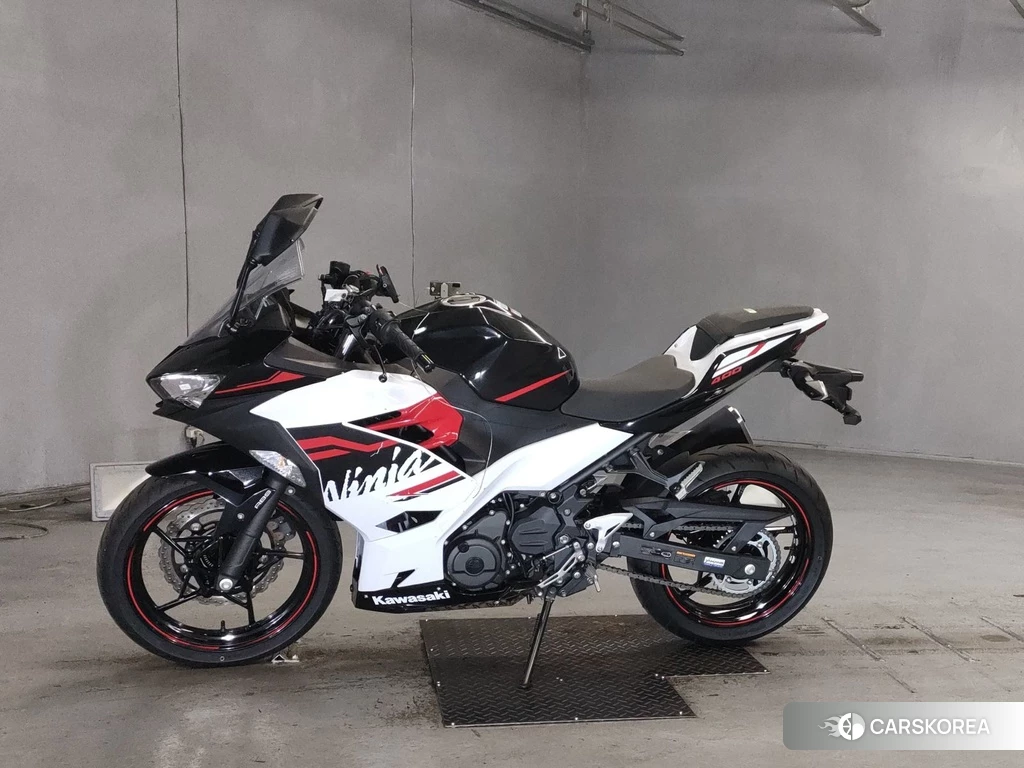 Проданный Kawasaki NINJA 400 id 4171878 из Японии, фото 2