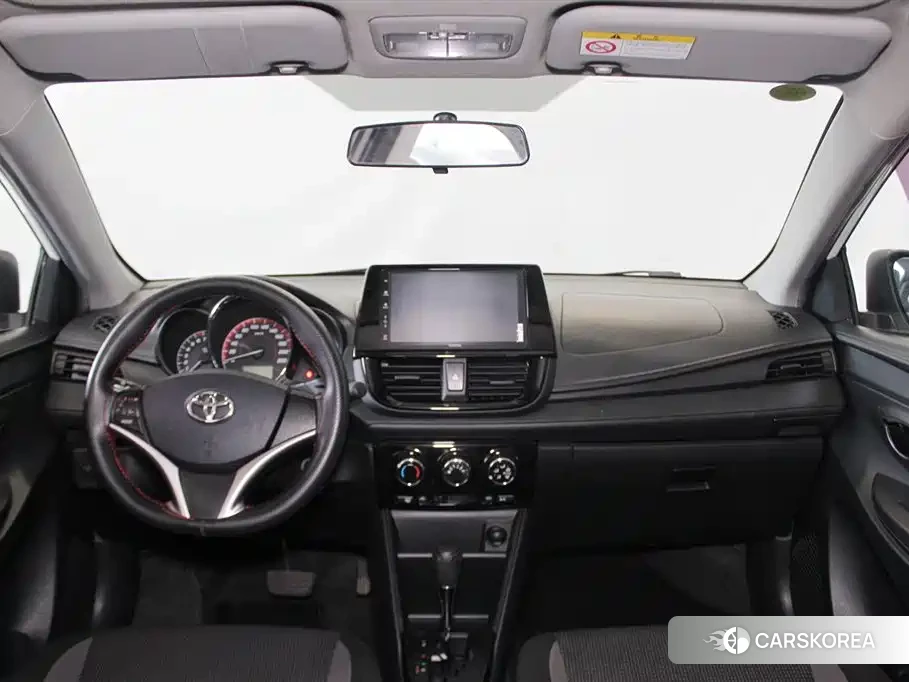Toyota Vios 2022 Белый из Китая, фото 4