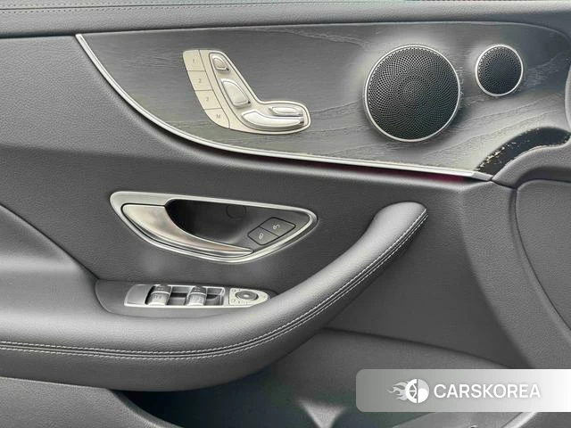 Mercedes-Benz E-class (imported) id 4211791 из Китая 9